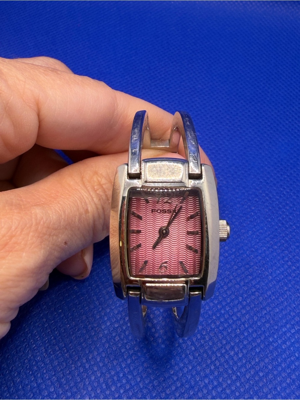 Fossil Silver Bracelet Watch with Pink Wave Dial